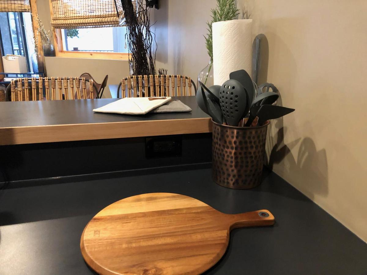 Blanchard Mountain Bnb 캔모어 외부 사진